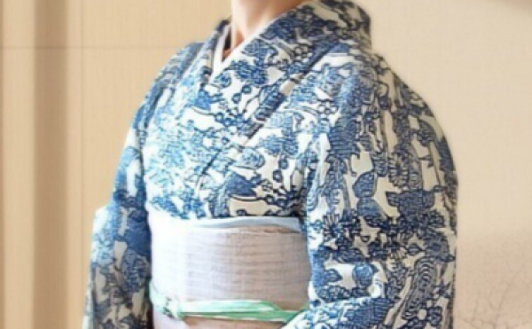 浴衣を着物風に着こなしpoint！